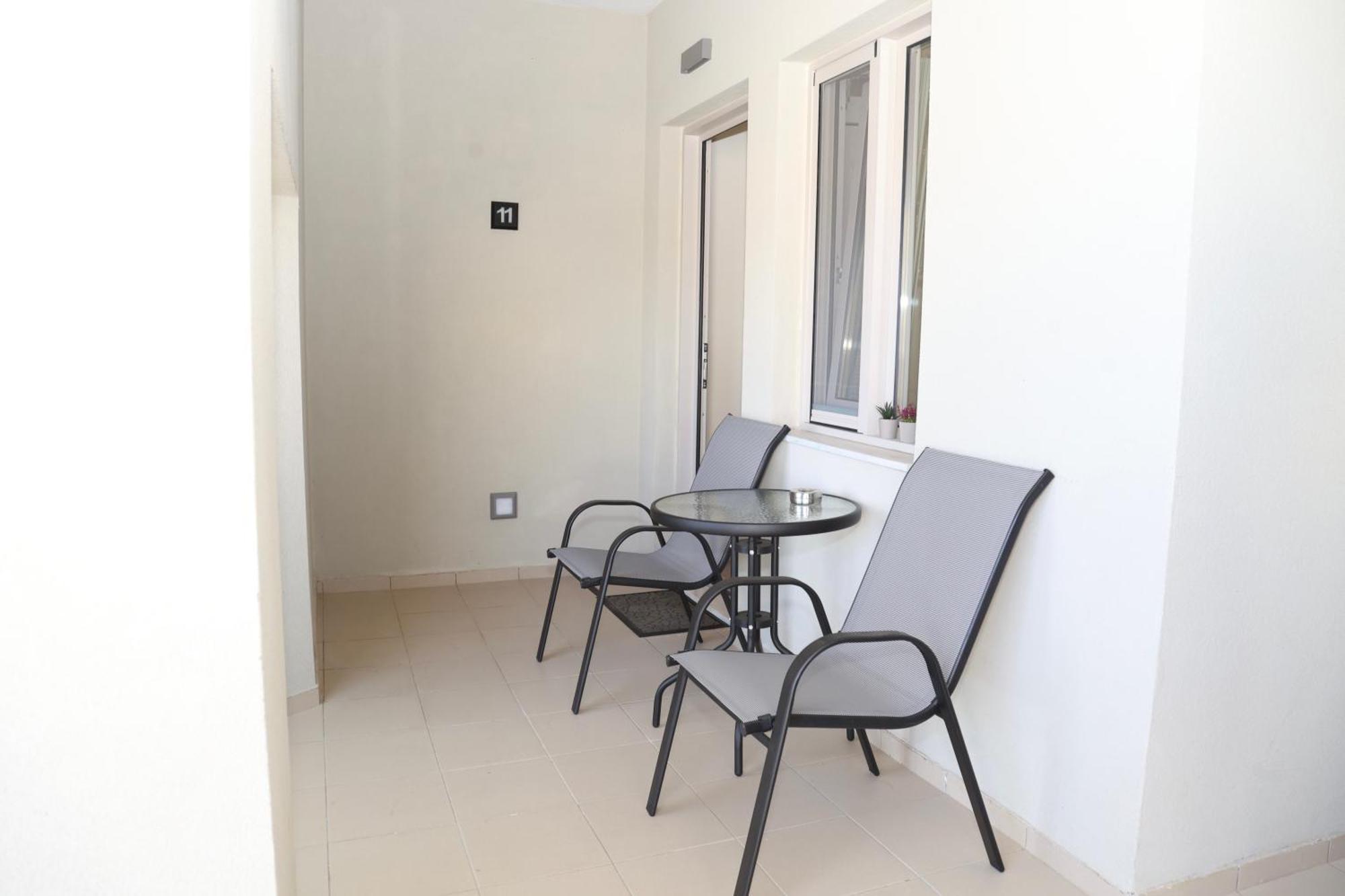 Sandika Apartments 헐소니소스 외부 사진