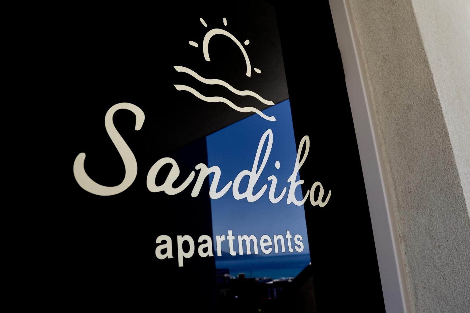Sandika Apartments 헐소니소스 외부 사진