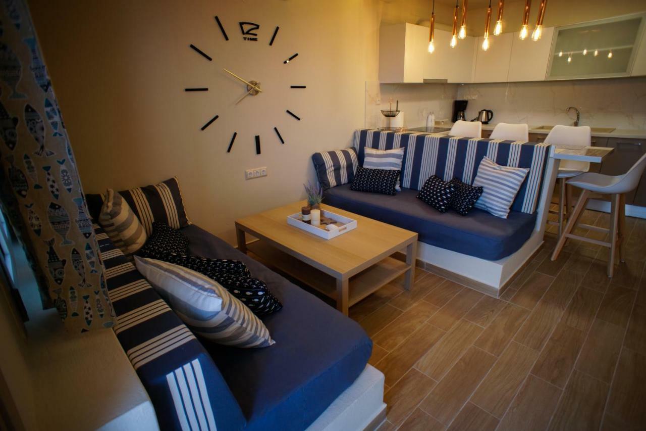 Sandika Apartments 헐소니소스 외부 사진