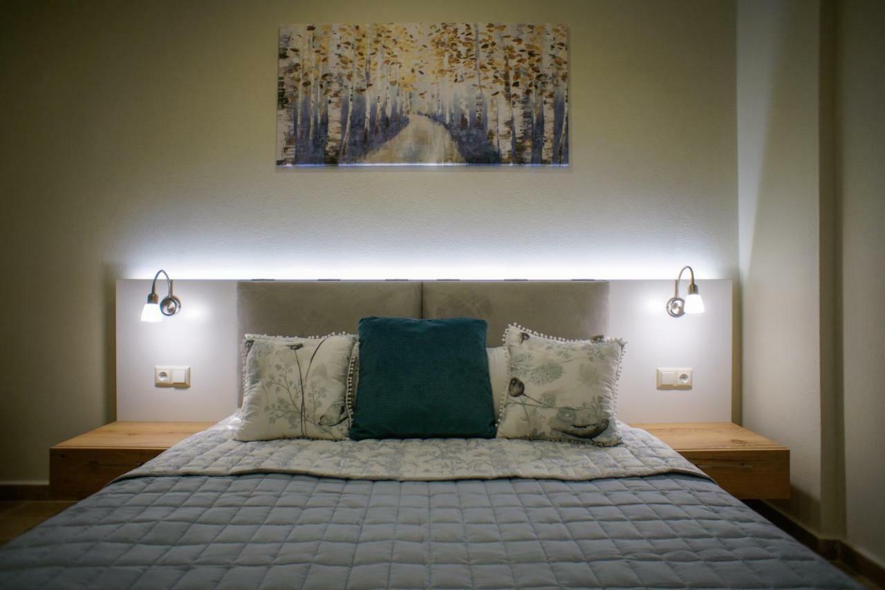 Sandika Apartments 헐소니소스 객실 사진