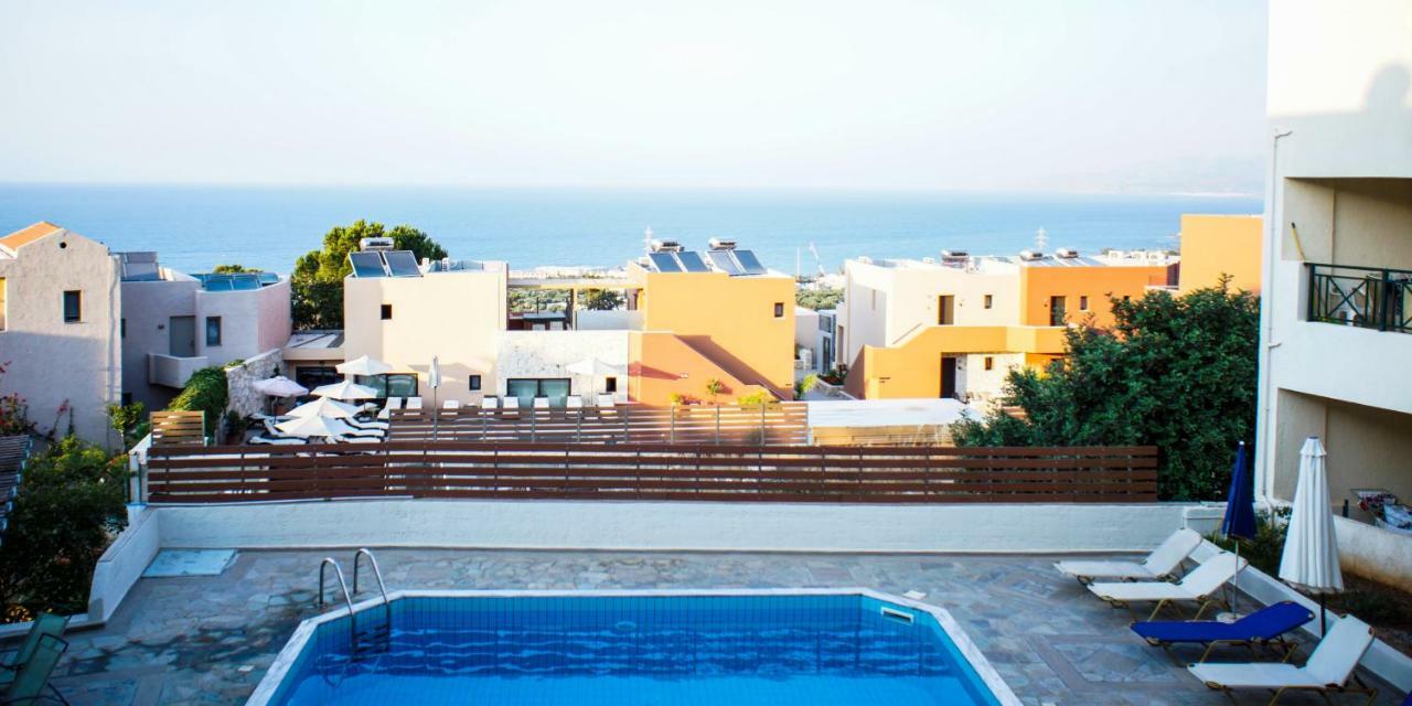 Sandika Apartments 헐소니소스 외부 사진